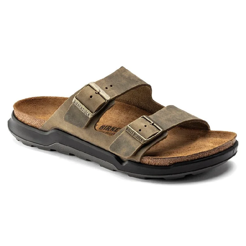 sandals for stylish beach loungingMen's Arizona CT Faded Khaki