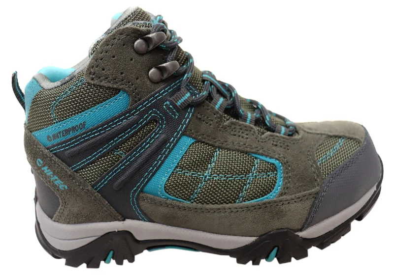 Trendy boots with a shiny patent finish for a modern lookHi Tec Kids Comfortable Altitude VI Lite WP Jr Lace Up Boots