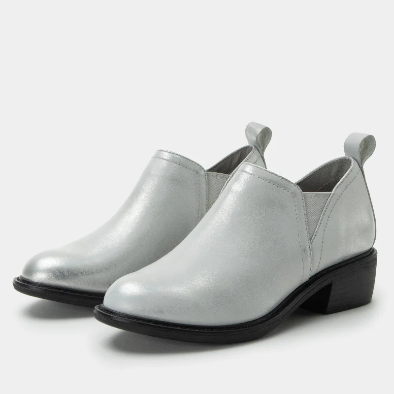 Statement boots with eye-catching bucklesMerle Silver White Boot