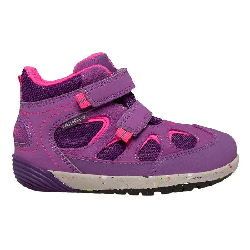 Boots with soft leather for a luxurious feelMerrell Toddler Girls Bare Steps Jr. Velcro Boots Purple / Berry