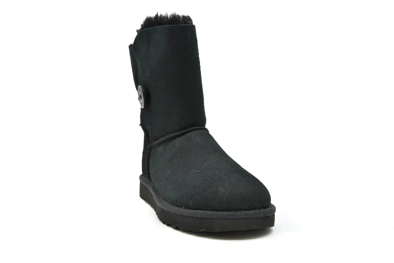 Fashionable boots with asymmetrical designs for an edgy lookUGG Classic Sheepskin Boots