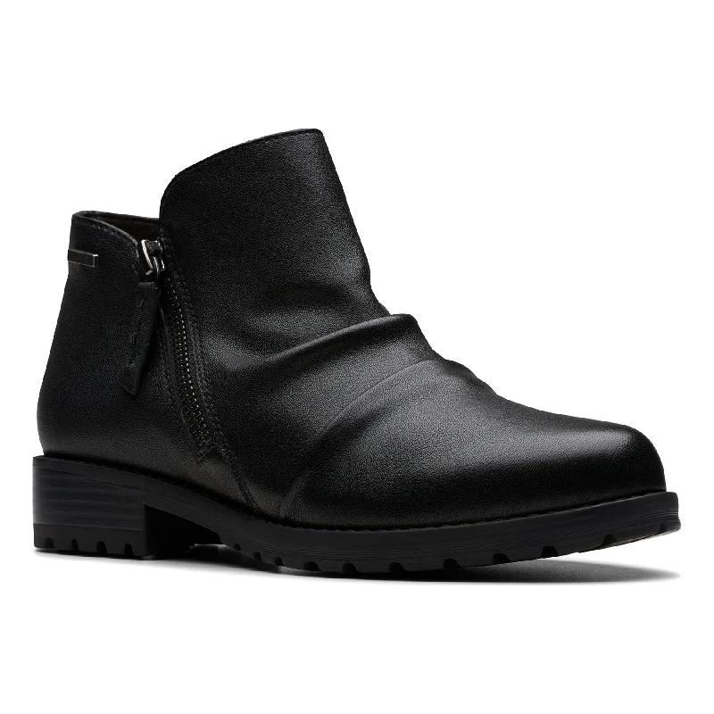 Comfortable boots with a slip-resistant sole for added safetyNissini Top WP