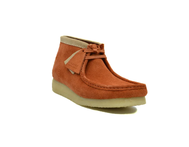 Cozy boots with a low heel for a comfortable fitCLARKS Wallabee Boot