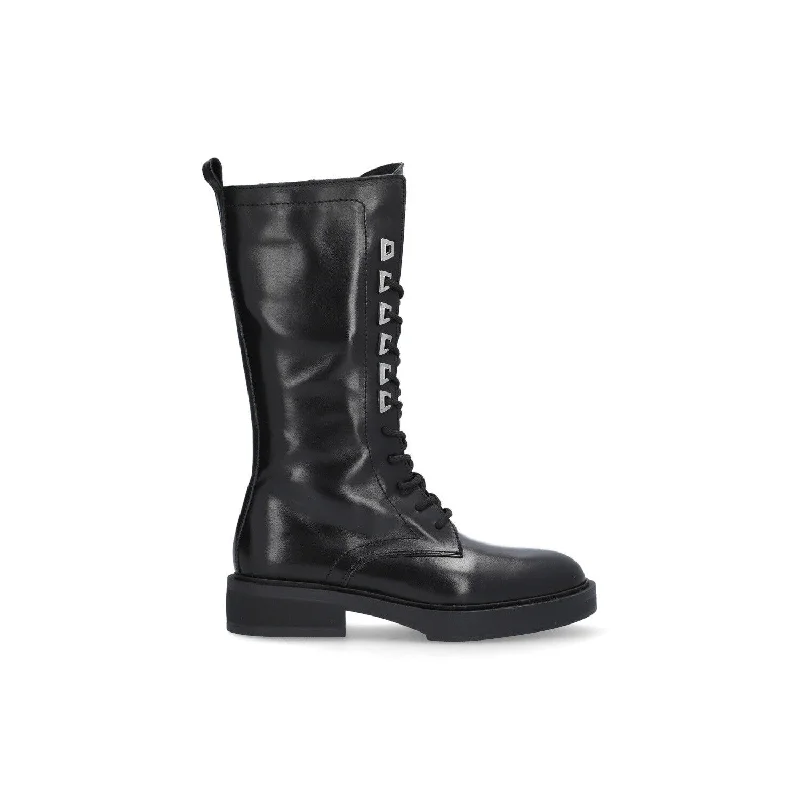 Soft leather boots with a vintage appealAlpe Katy 27001705 Ladies Spanish Black Leather Slip On Mid-Calf Boots