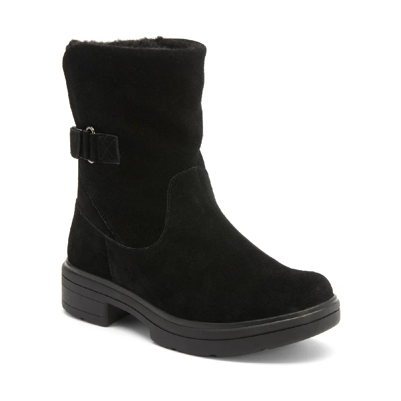 Boots with a soft, fleece lining for winter warmthVista Mid Boot