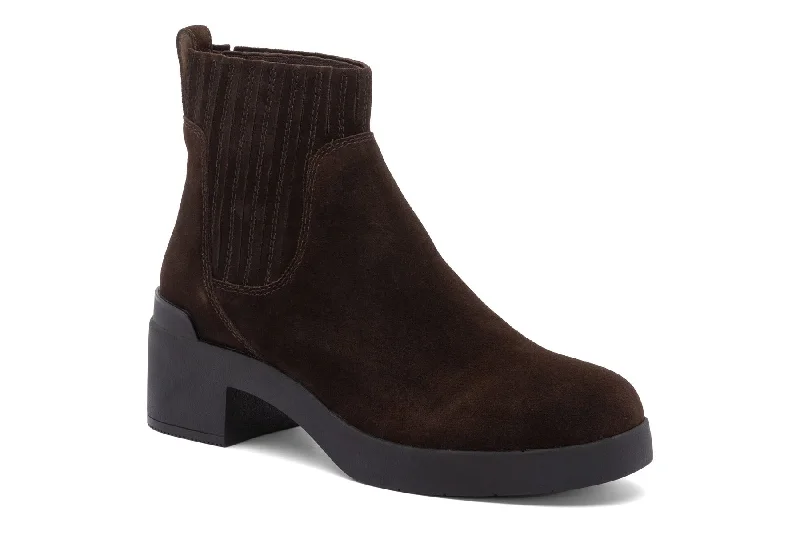 Stylish boots with fun embellishments for a playful touchCapital Chelsea