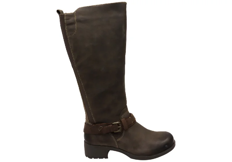 Stylish boots with a metallic sheen for evening wearEarth Bigsky Womens Comfortable Leather Knee High Boots