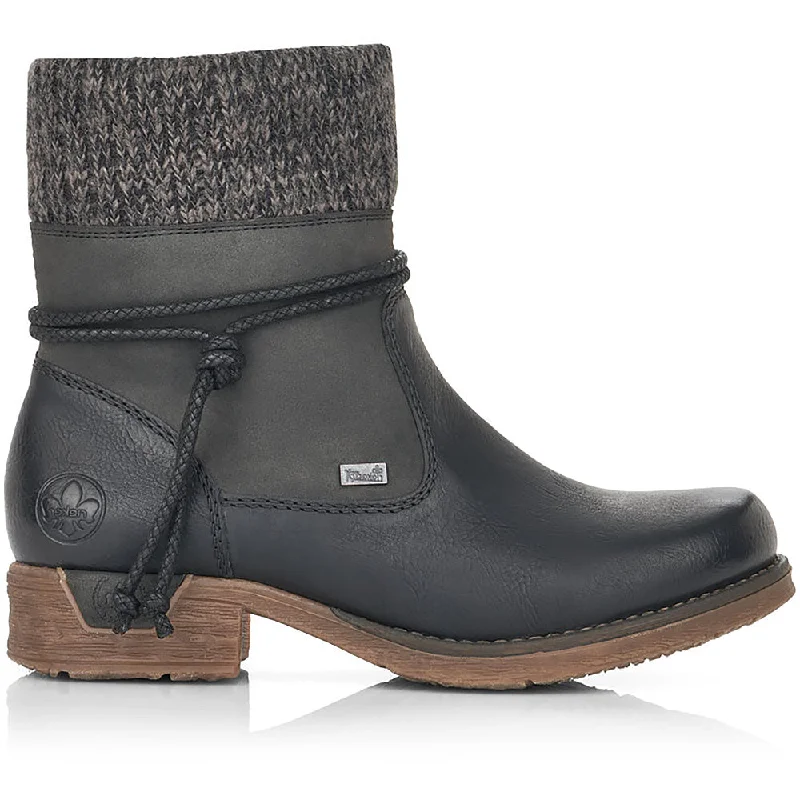 Stylish boots with wide calf options for a better fitFee 88