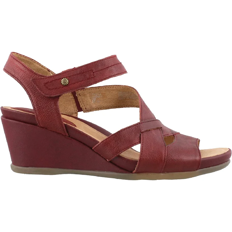 sandals for walking on soft sandWomen's Earth Thistle Garnet Leather