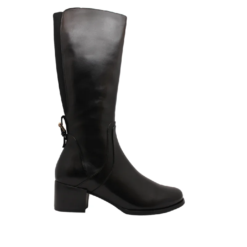 Warm boots with faux fur trim for extra flairRegarde Le Ciel Women's Jolene-22 Knee High Boot Black Leather