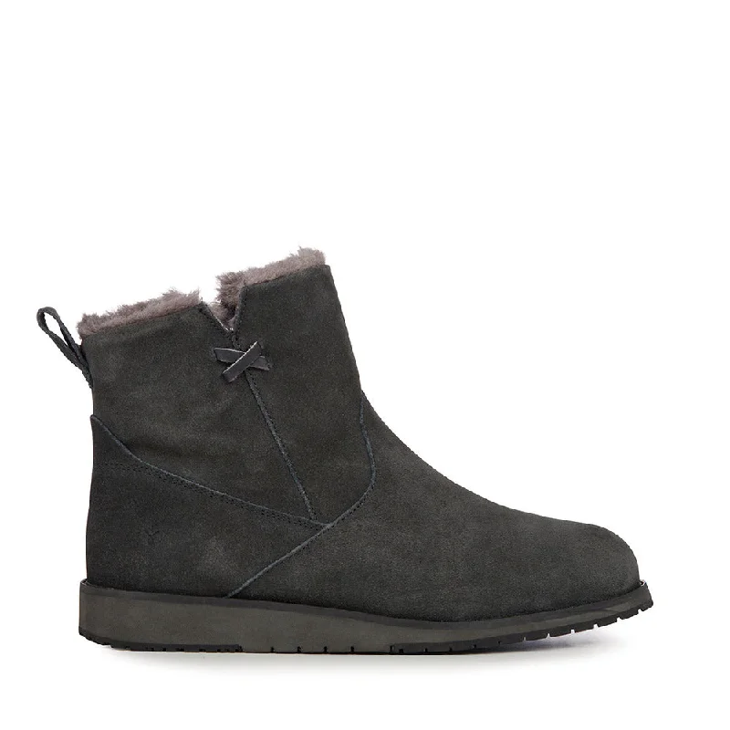 Elegant boots with chic, pointed toes for a sophisticated appearanceEmu Australia Beach Mini Women's Boot Dark Grey