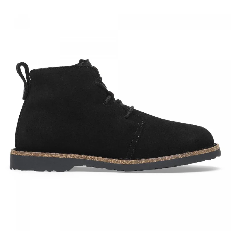 Vintage-style boots with a lace-up designUppsala Mid Shearling