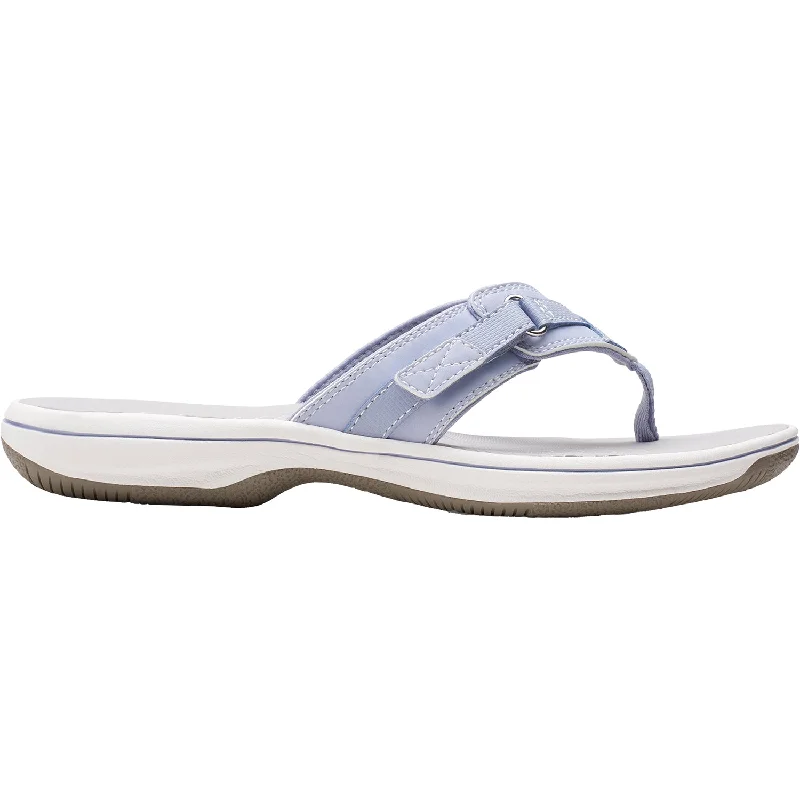 sandals for all-day beach loungingWomen's Clarks Cloudsteppers Breeze Sea Lavender Synthetic