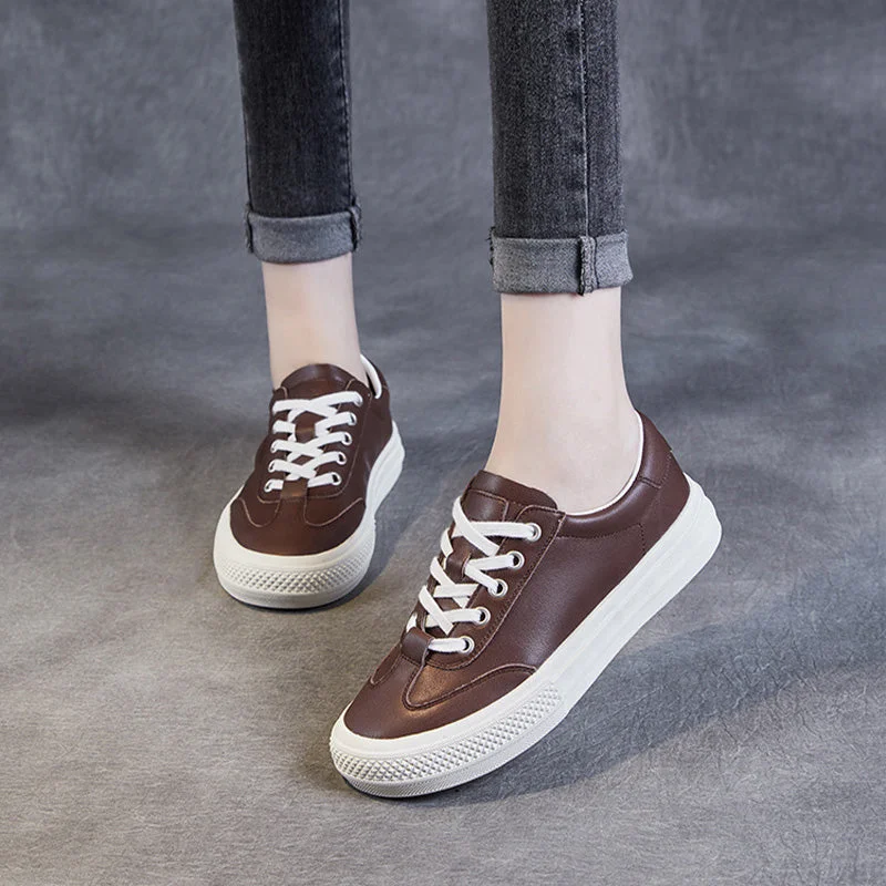 casual shoes with minimalistic design for clean lookWomen Solid Leather Flat Casual Shoes