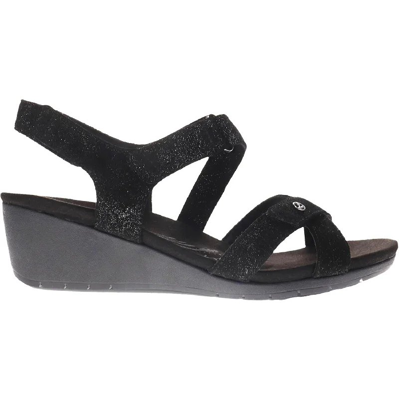 sandals with fashionable embellishmentsWomen's Revere Casablanca Midnight Leather