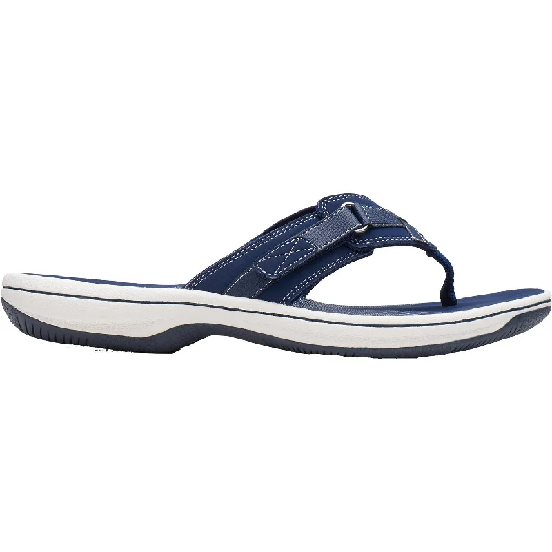 sandals for walking long distancesWomen's Clarks Cloudsteppers Breeze Sea H Navy Synthetic