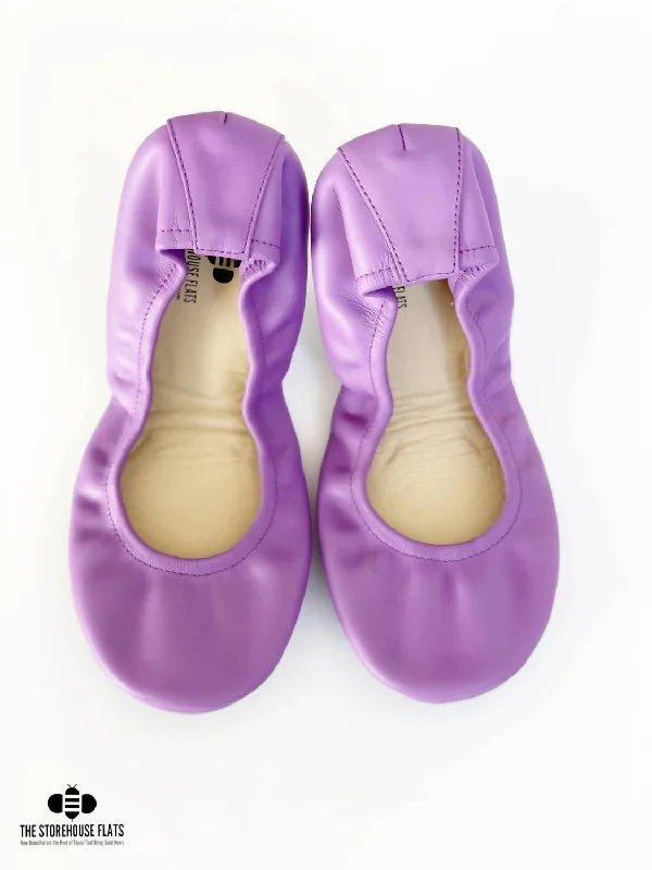 Trendy flats with unique cut-out patterns for added styleFlats for women with fashionable toe shapesWomen's Leather Flats In Classic Purple