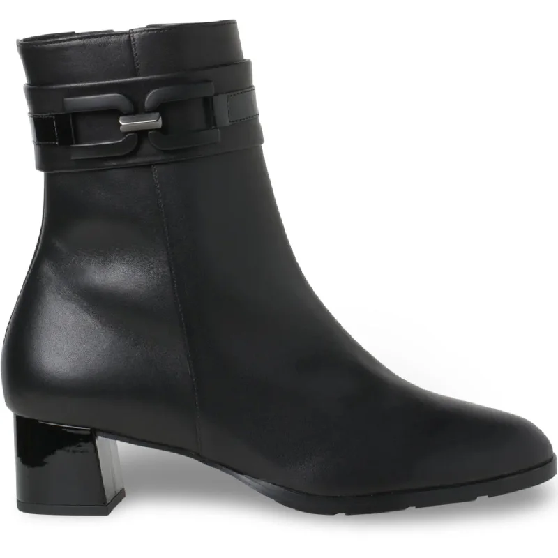 Boots with a pointed toe design for a fashionable edgeCara 304850