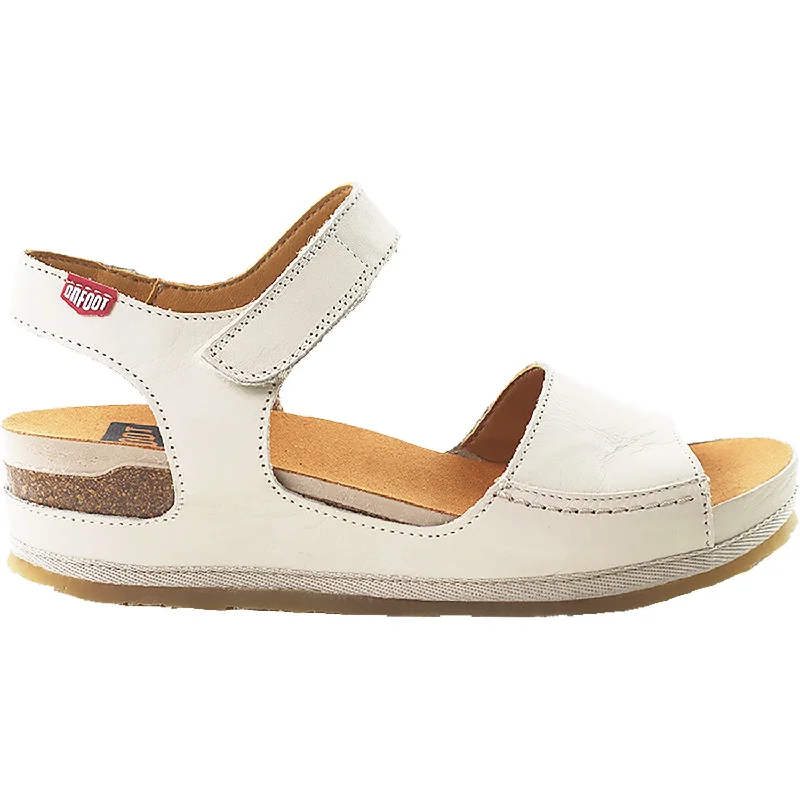 sandals for walking on hot sandWomen's On Foot Cynara 203 Tucson Ice Leather