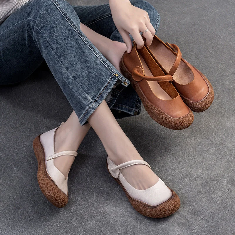 casual shoes with soft microfiber lining for comfortable feelWomen Retro Soft Leather Velcro Tape Casual Shoes