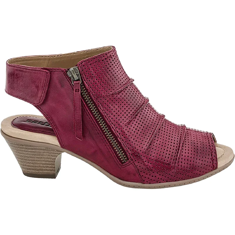 sandals with stylish buckle closureWomen's Earth Hydra Regal Red Leather