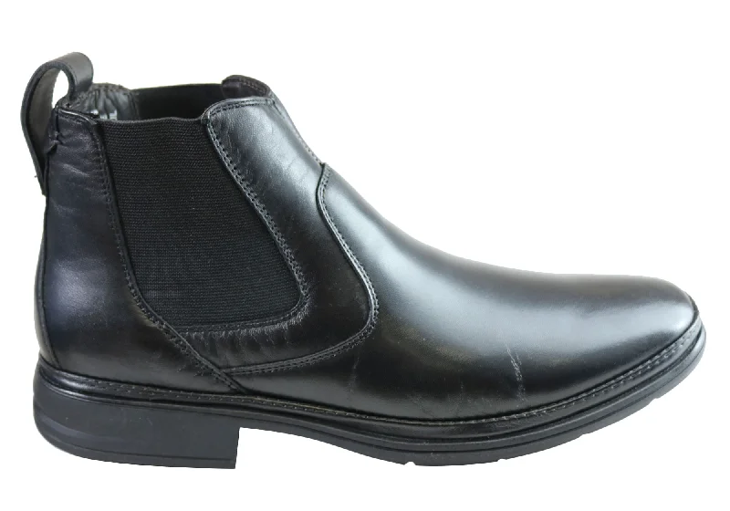 Comfortable boots with flexible soles for easy movementSavelli Richard Mens Leather Chelsea Dress Boots Made In Brazil