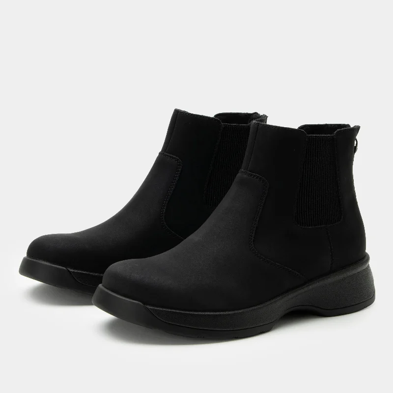 Boots with unique heel shapes for a distinctive lookFrankie Asphalt Boot