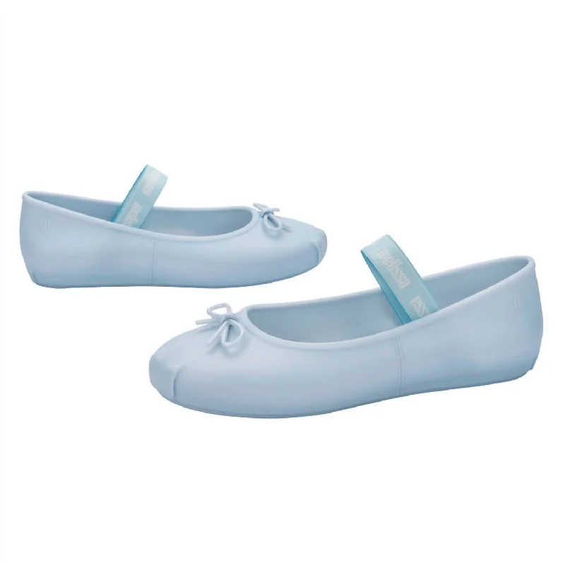 Comfortable flats with cushioned footbeds for maximum comfortFlats with elastic bands for a secure fitWomen's Sophie Ballet Flats In Pearly Blue