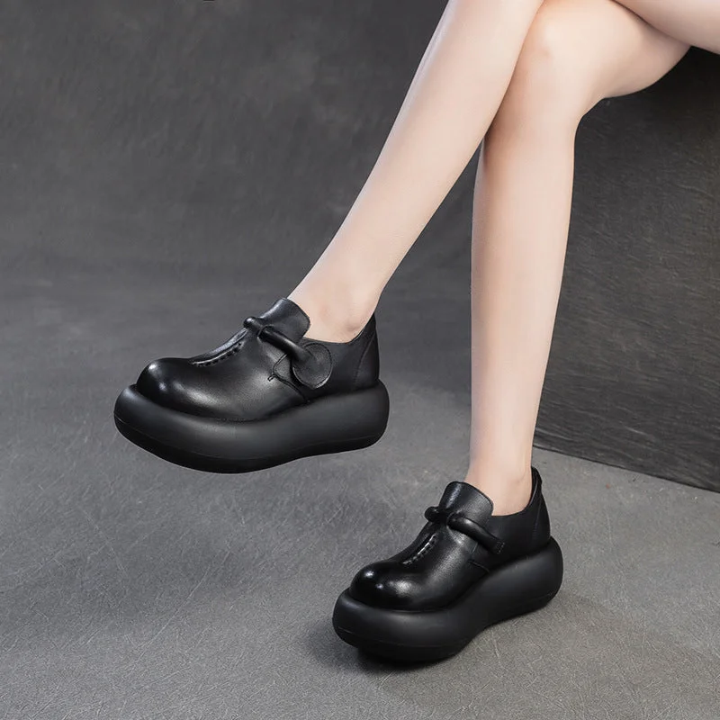 casual shoes for women with elegant detailingWomen Retro Solid Leather Thick Soled Casual Shoes