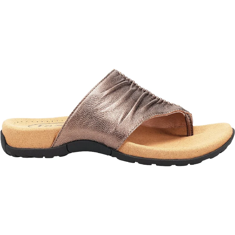 sandals for evening beach strollsWomen's Taos Gift 2 Cocoa Metallic Leather