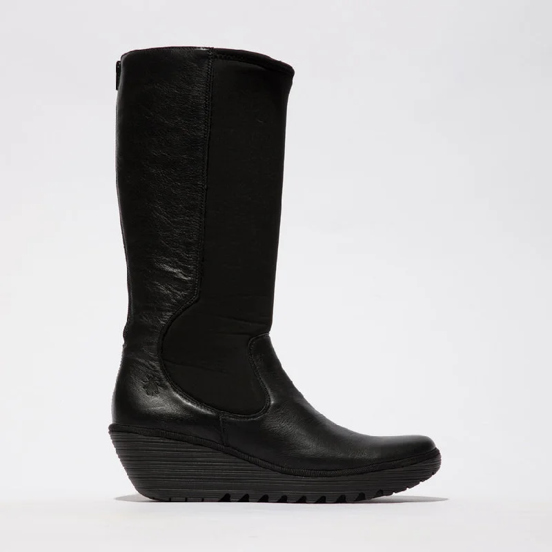 Timeless cowboy boots for a Western lookFly Yoja401 Ladies Dublin Black Leather Back Zip Mid-Calf Boots