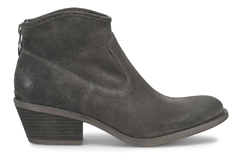 Comfortable boots with a soft, pliable upper for better fitAisley