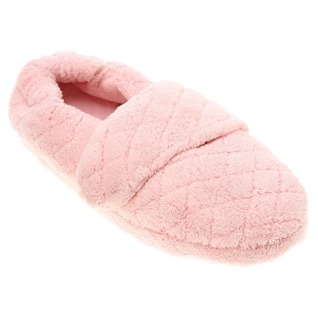 slippers for keeping your feet warm at homeslippers for men with anti-slip sole design -Acorn Spa Wrap Slippers in Pink (Women's)