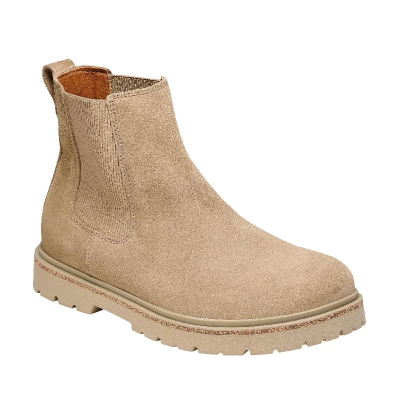 Trendy boots with elastic side panels for flexibilityHighwood M Taupe Suede Leather