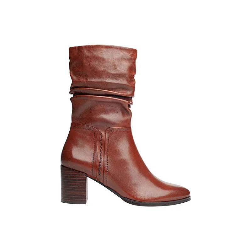 High-quality boots with a premium suede finishRegarde Le Ciel Joan-11 Ladies Brown Leather Side Zip Mid-Calf Boots